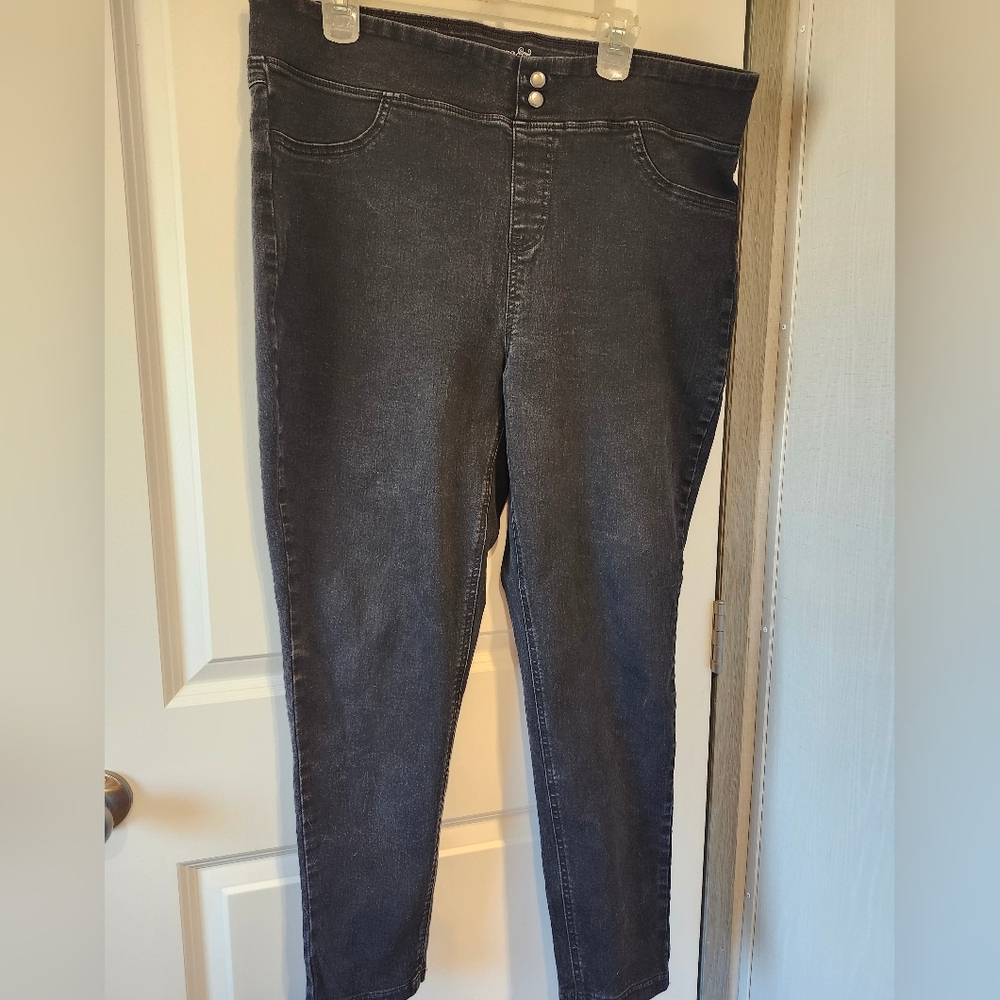 Terra & Sky Women's Dark Gray Skinny Jeans